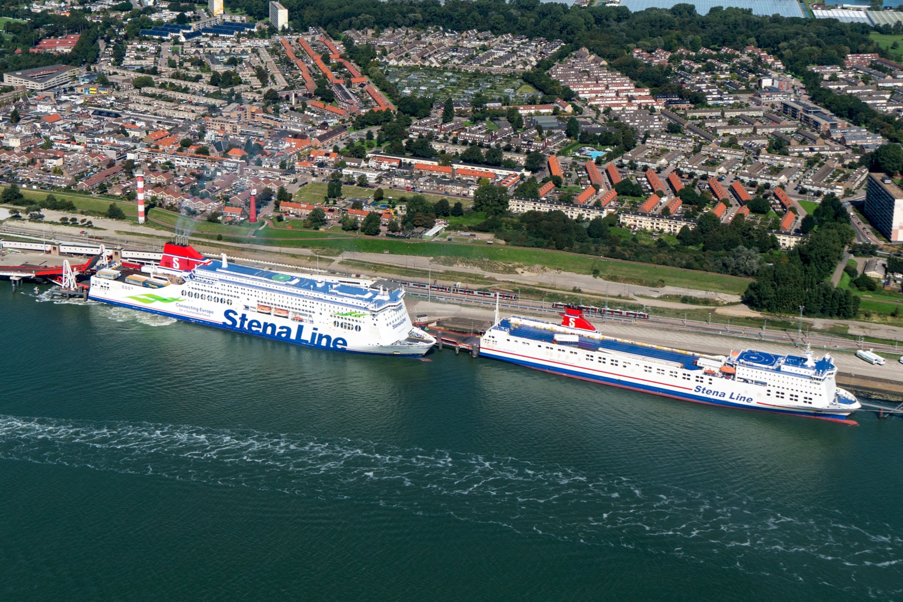 Færge Hook af Holland Harwich Billetter, tidsplan og rute